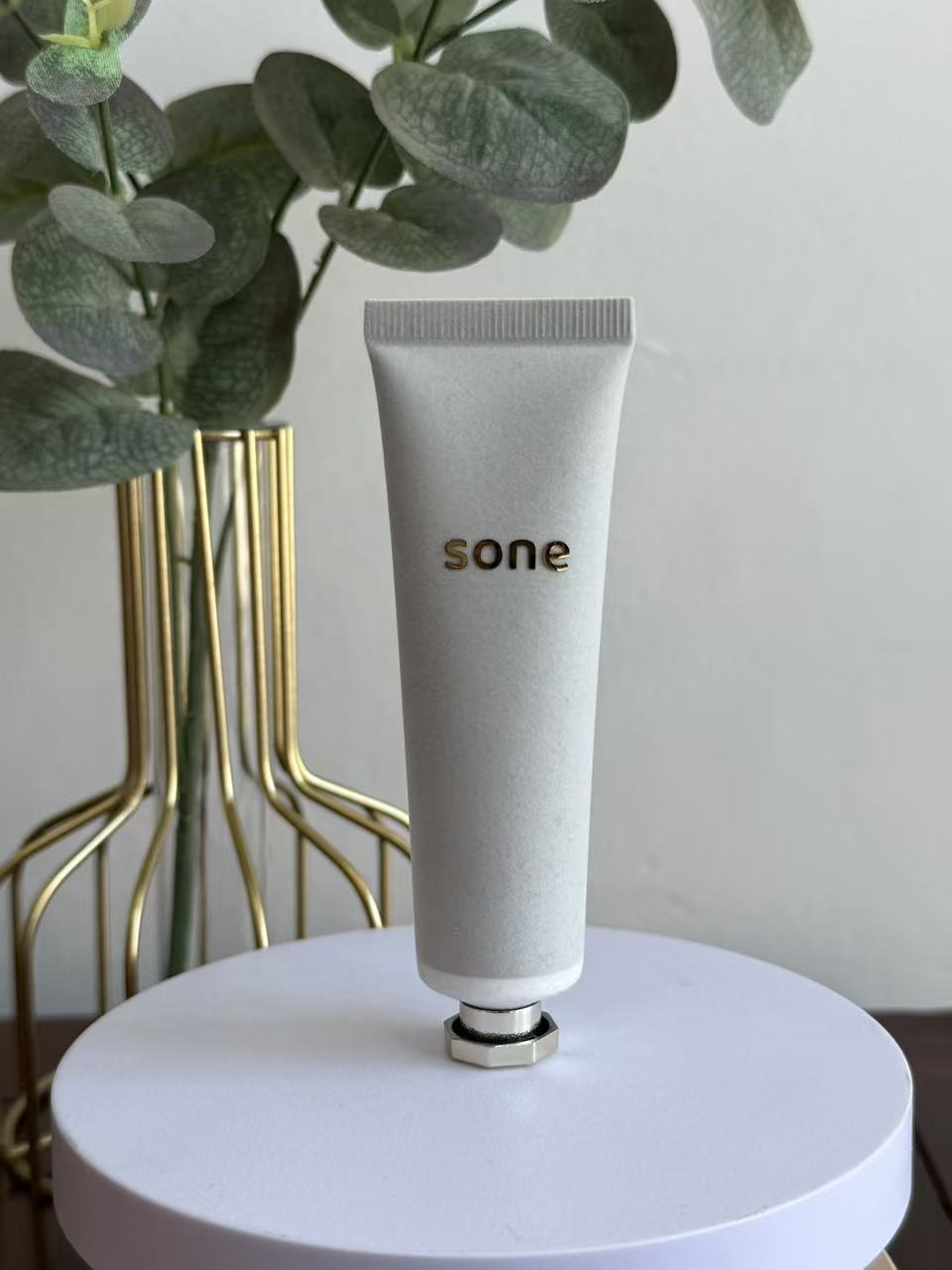 After much anticipation, the new plush hose has finally arrived.